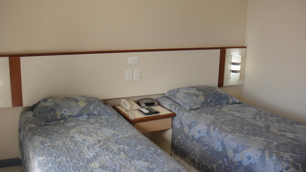 Coral Inn Vitória Esterno foto
